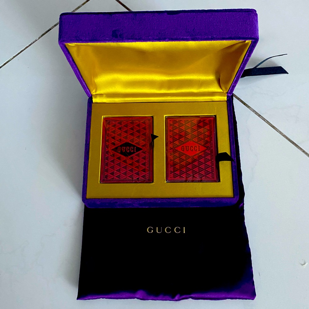 Gucci cards